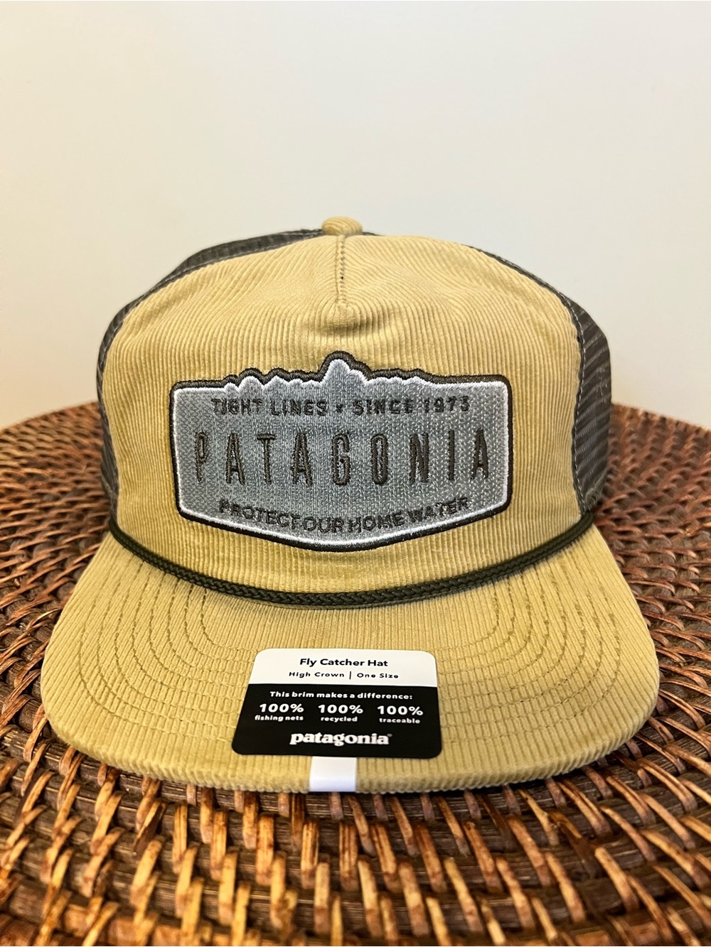 Patagonia FLY CATCHER corduroy Men’s Beige Tan Fly Catcher Trucker Hat